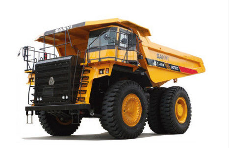 Wywrotka górnicza SRT95C 783kW Ładowność 95t do transportu materiałów