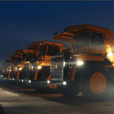 Wywrotka górnicza SRT95C 783kW Ładowność 95t do transportu materiałów